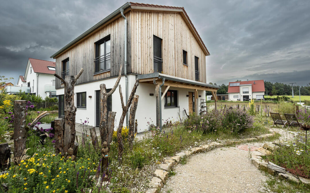 Baubiologisches Holz-Lehm-Haus Familie Hausbeck